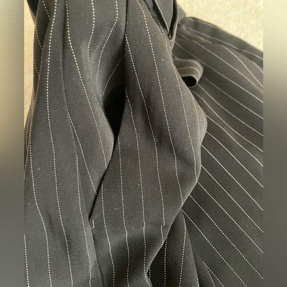 Express Women's Striped Mini Skirt With Belt - Picture 8 of 9